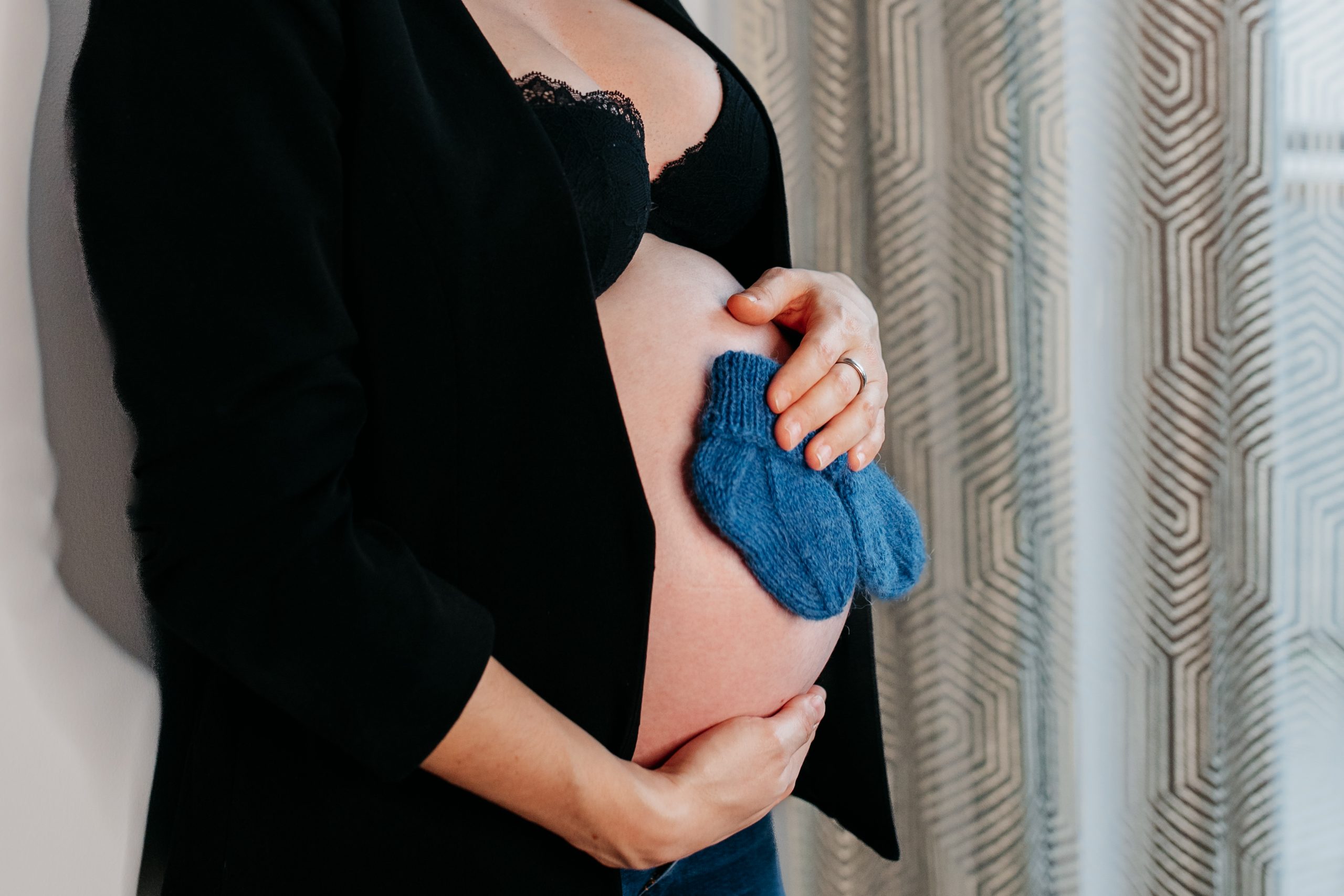 Professionelles Babybauchshooting