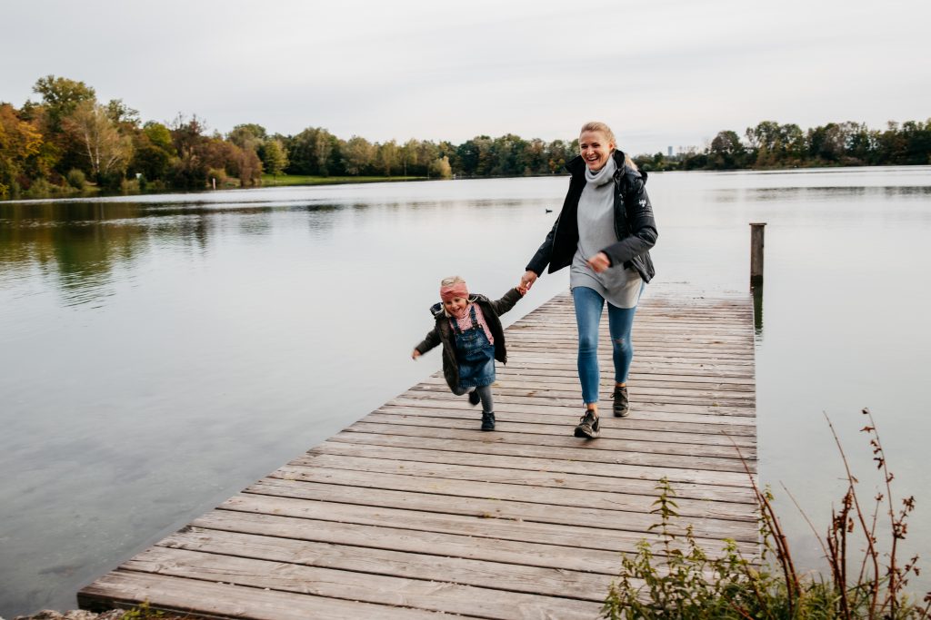 Familienfotos am Steg